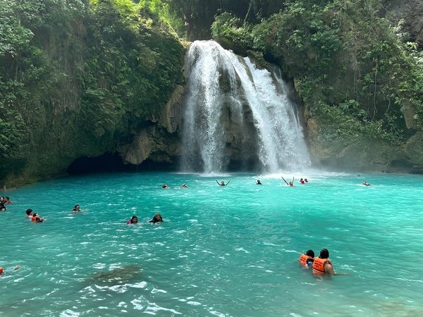 Активный день в Себу: снорклинг, каньонинг и водопады Кавасан - фото 1
