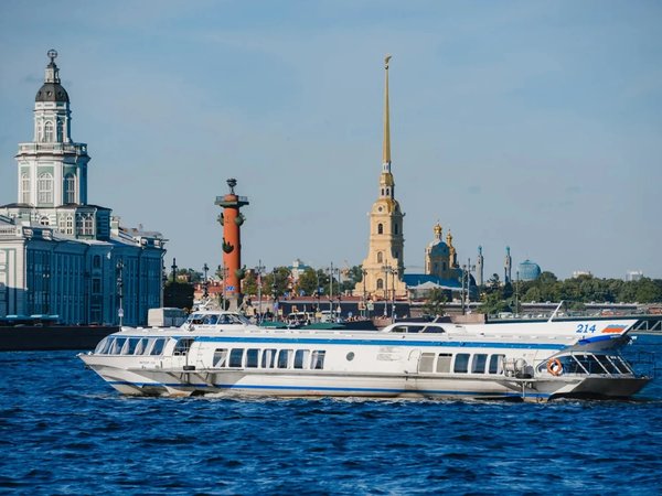 Метеор из Санкт-Петербурга в Петергоф