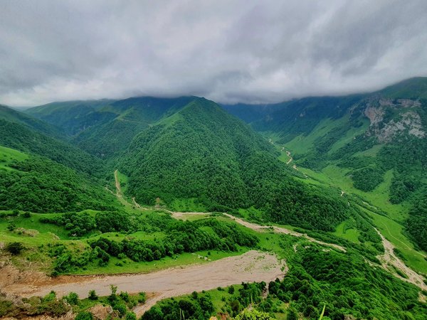 Из Грозного — в «маленькую Швейцарию» - фото 4