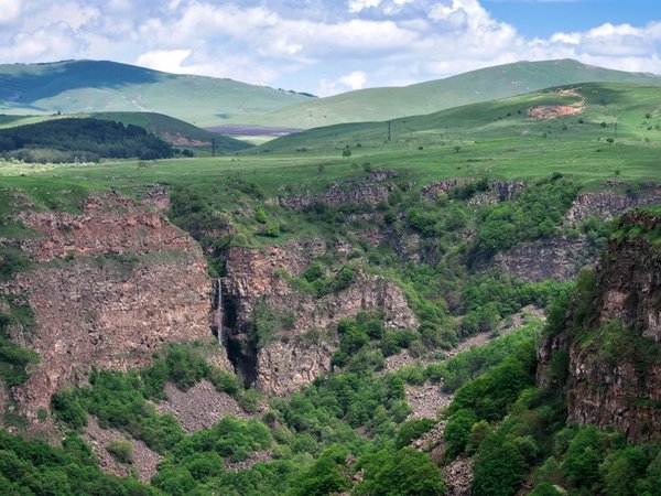 Групповая экскурсия из Тбилиси в каньон Дашбаши и на мост-бриллиант - фото 3
