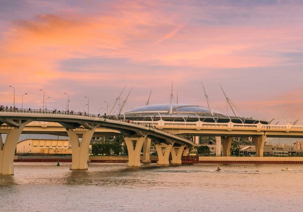 Здравствуй, Петербург: от классики до современности 