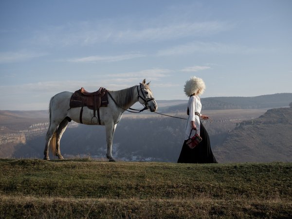 Фотопроект с лошадьми в стиле VOGUE — в Кисловодске - фото 1