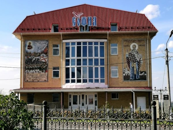 По историческому центру Малоярославца