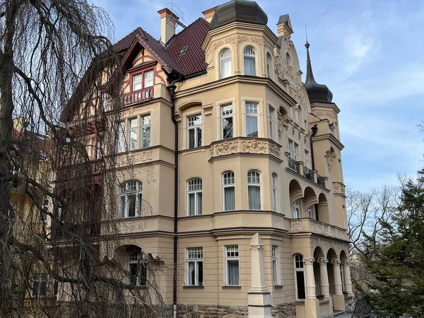 Из Праги — в роскошные Карловы Вары - фото 2