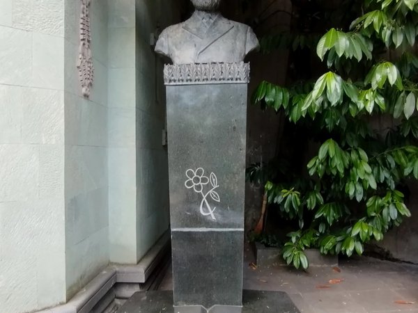 Кладбища Тбилиси, или Живые истории в городе мёртвых - фото 2