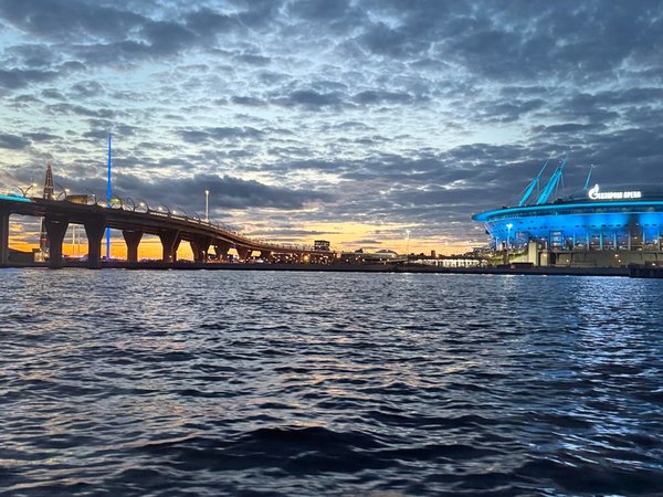 От Петроградки к Финскому заливу — на теплоходе