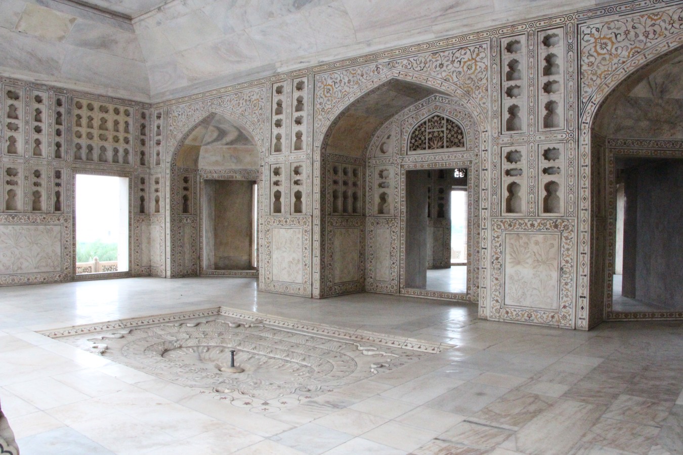 По дороге к Тадж-Махалу