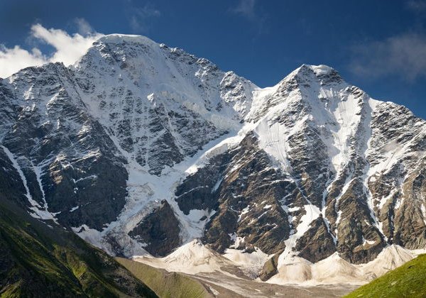 Путешествие к вершинам: Эльбрус, Чегет и Поляна Нарзанов - фото 3