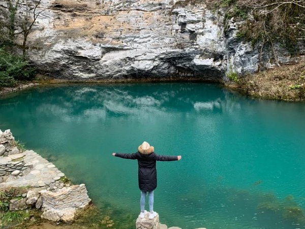 На внедорожниках — к красавице-Рице и великану Гегскому водопаду - фото 3