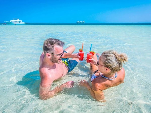 Групповая морская прогулка на Оранжевый пляж - фото 3