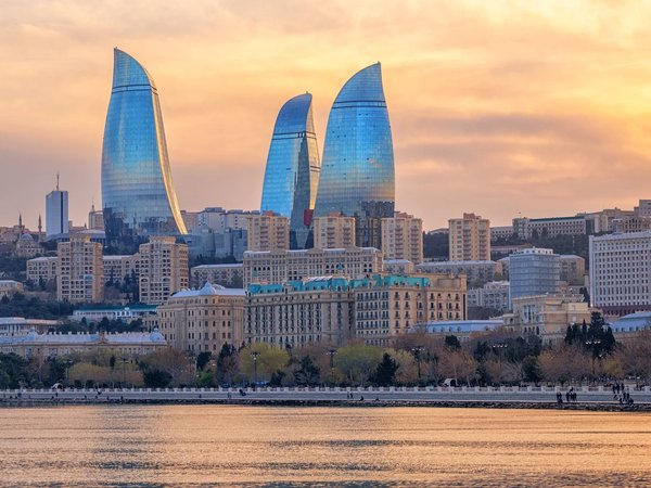 Баку: встреча в аэропорту + обзорная экскурсия - фото 1