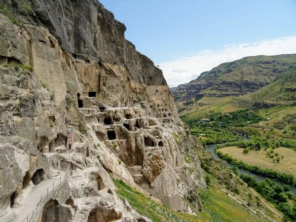 Тайны южной Грузии: Боржоми, Рабат и Вардзия (из Тбилиси) - фото 1