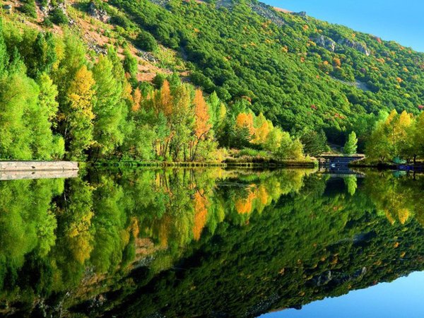 Джермук: горячие источники и «Волосы русалки»