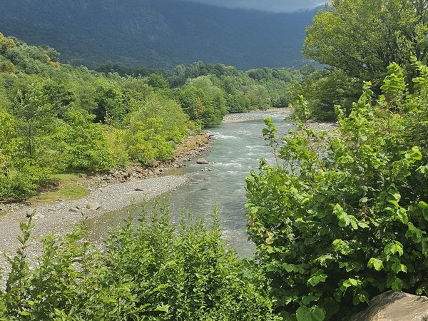 Джипинг по городам-призракам и водопадам Восточной Абхазии из Гудауты - фото 1