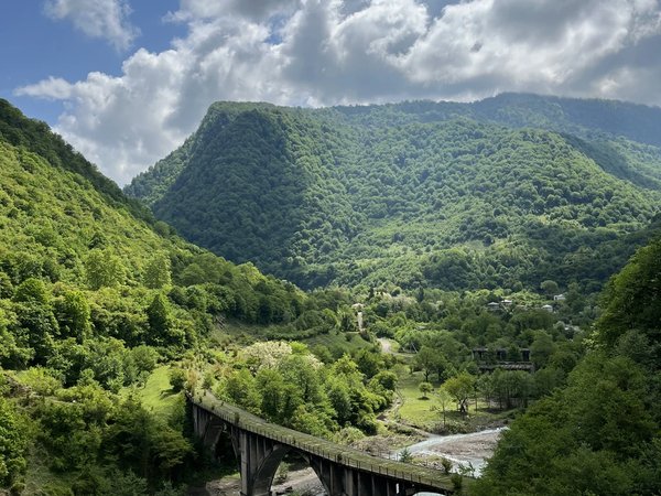 Из Нового Афона — в Акармару, Ткуарчал и к трём водопадам - фото 2