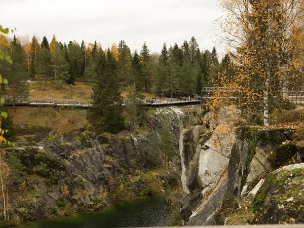 Выходные в Карелии: Петрозаводск, Рускеала и водопады - фото 4