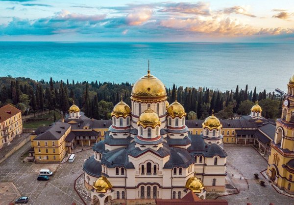 Экскурсия-конструктор: Гагра и Новый Афон
