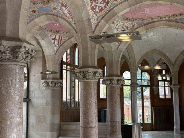 Госпиталь Сан-Пау в Барселоне: жемчужина каталонского модерна - фото 4