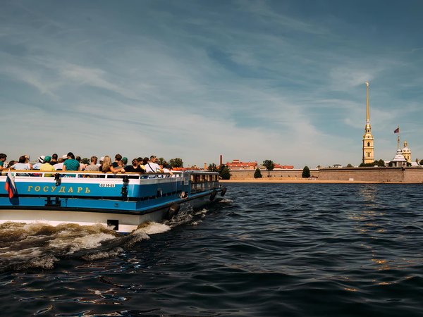 Северная Венеция: на теплоходе по рекам и каналам Петербурга - фото 2
