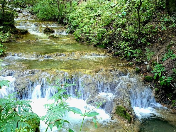 В поисках той самой воды: Дилижан, Агарцин и горные источники - фото 4