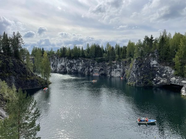 Из Петербурга — в горный парк «Рускеала» и к водопадам (всё включено) - фото 1