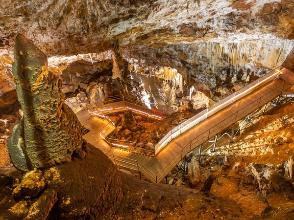 Из Стамбула в Ойлат: горы, пещеры и термальные источники - фото 1