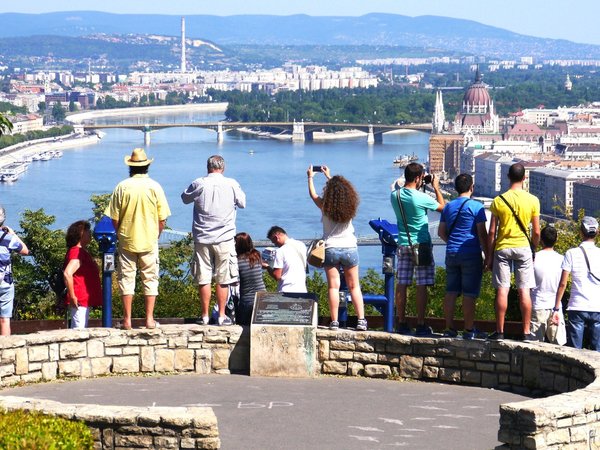 Будапешт как на ладони: смотровые площадки Буды c вершины горы Геллерт
