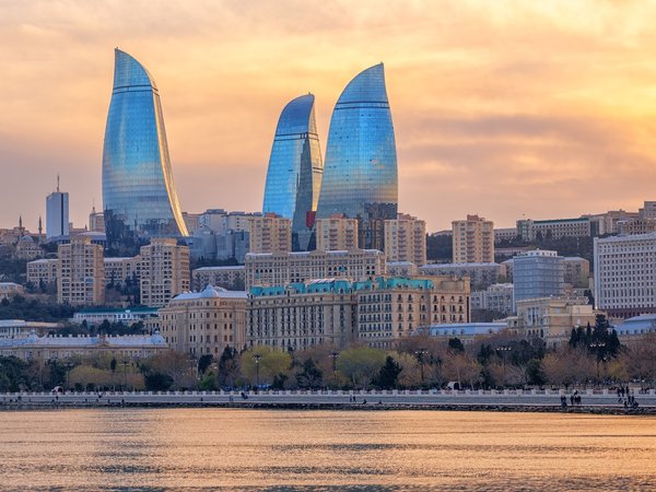Шарм древности и авангард современности: уикенд в Баку в вашей компании - фото 1