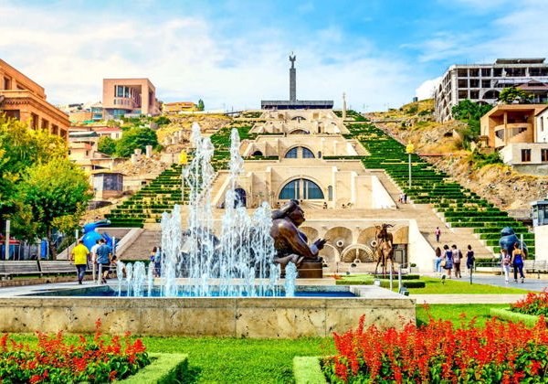 Экскурсия в монастырь Хор Вирап + обзорный тур по Еревану - фото 1