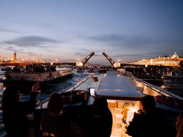 Три разводных моста Петербурга — с воды - фото 3