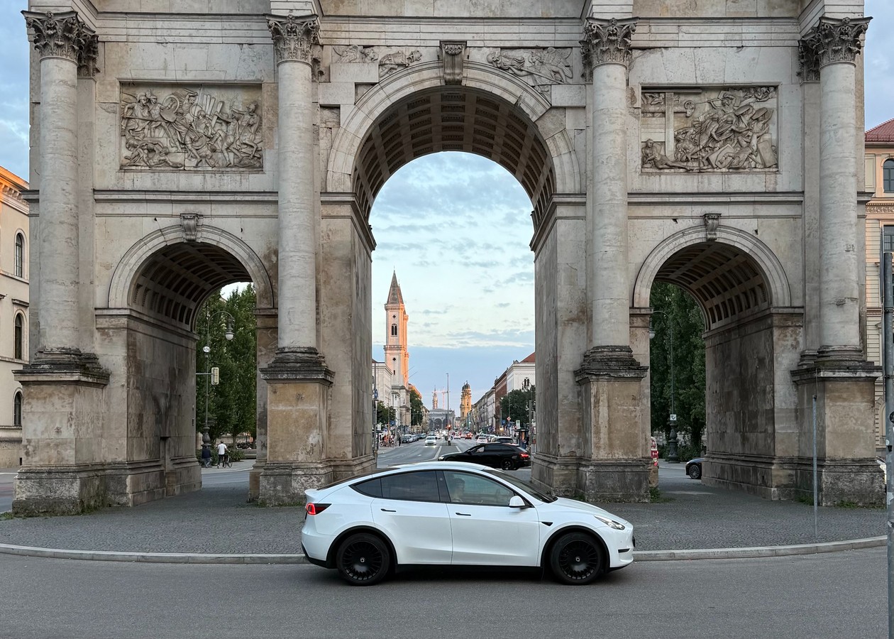Главное в Мюнхене — на Tesla