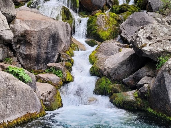 Водопад Хоббита в Большом Алматинском ущелье - фото 1