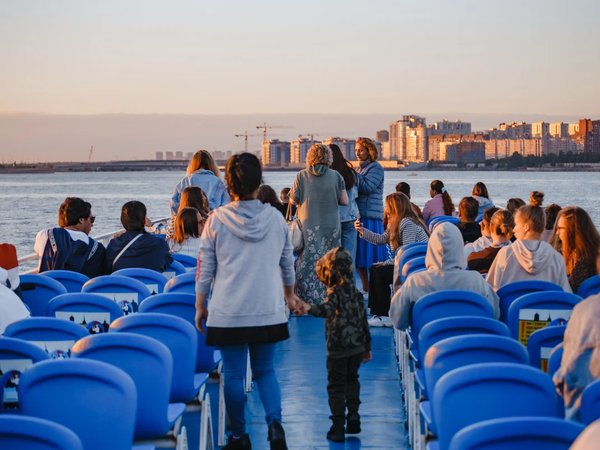 Прогулка на теплоходе «Уходим на закат» - фото 4