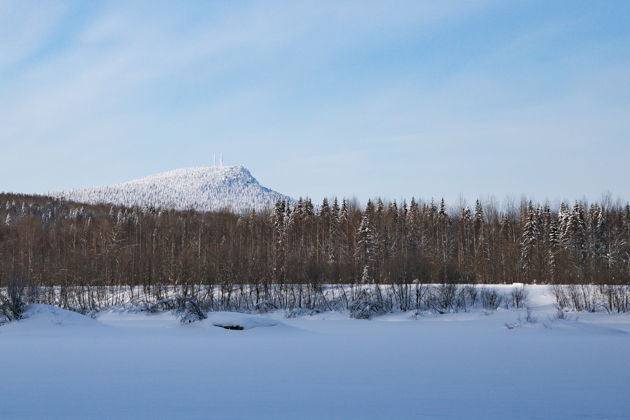 Фото экскурсии - Комбинированная экскурсия: гора Полюд, скала Ветлан, пещера с окаменелостями и ряжи на реке Вишера - 9