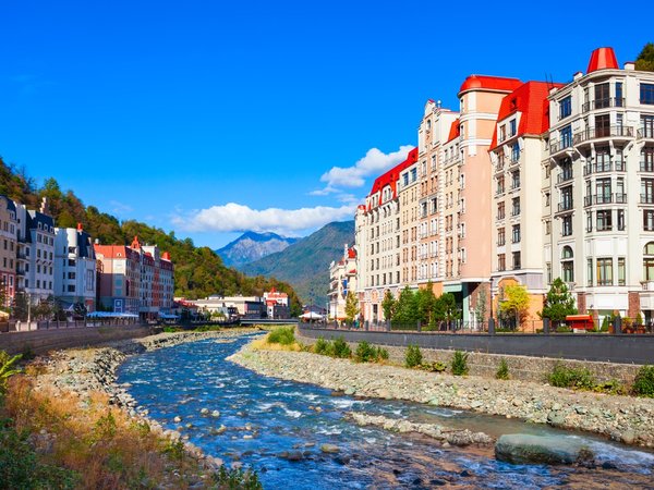 Красная Поляна: от горного аула до лучшего горнолыжного курорта России - фото 1