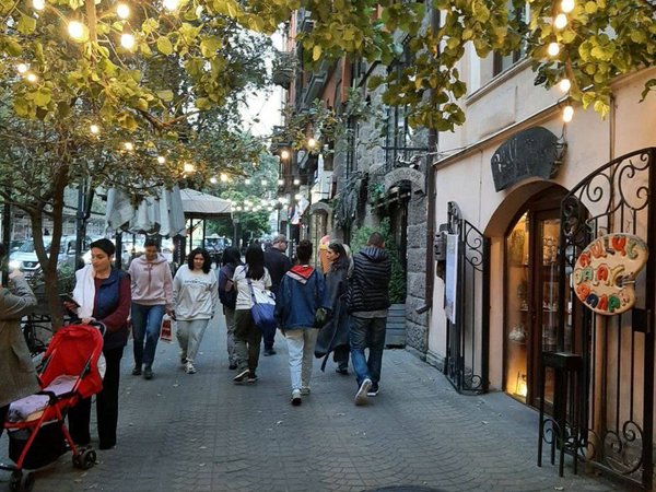 Групповая прогулка по Еревану с дегустацией вина (всё включено) - фото 4