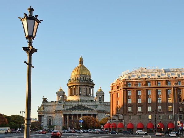 Пешком по роскошному Петербургу