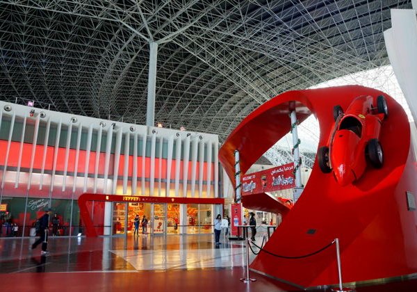 Мечеть шейха Зайда и парк «Ferrari World» - фото 1