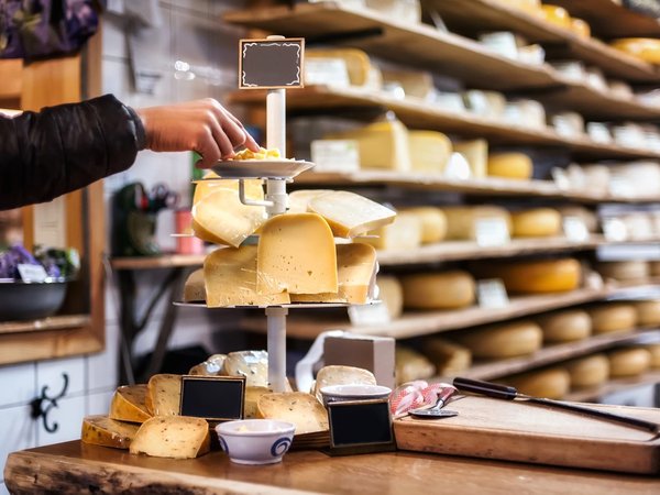 Винная дегустация вслепую и прогулка по модному району - фото 3