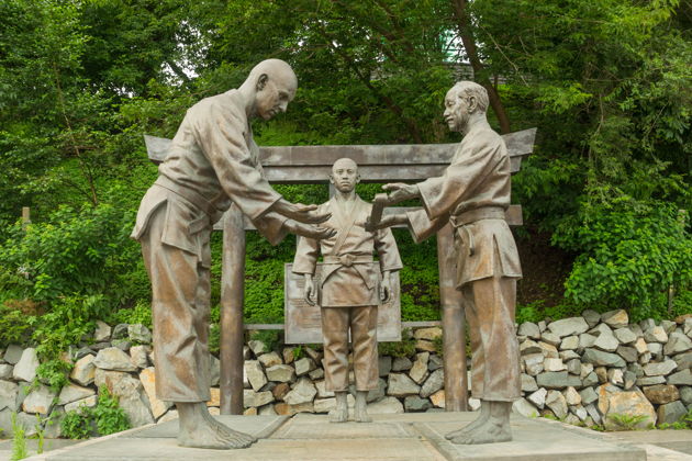 Фото экскурсии - Погружение в историю Владивостока с обзорной экскурсией и подъемом на фуникулере - 12