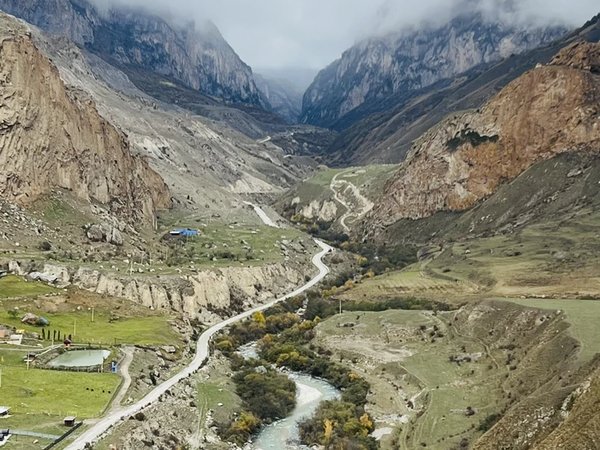 В Безенгийское ущелье — к Языку Тролля (из Нальчика) - фото 2