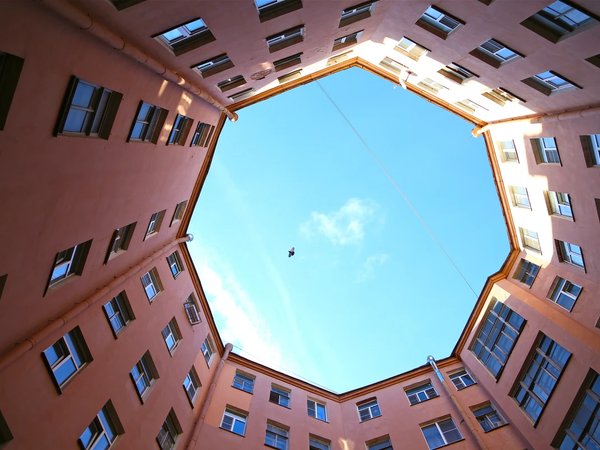 Петроградская сторона Петербурга: между ангелом и бесом - фото 2
