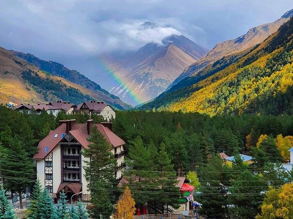Самые большие курорты Кавказа за 3 дня: Эльбрус, Домбай и Архыз (в мини-группе) - фото 2