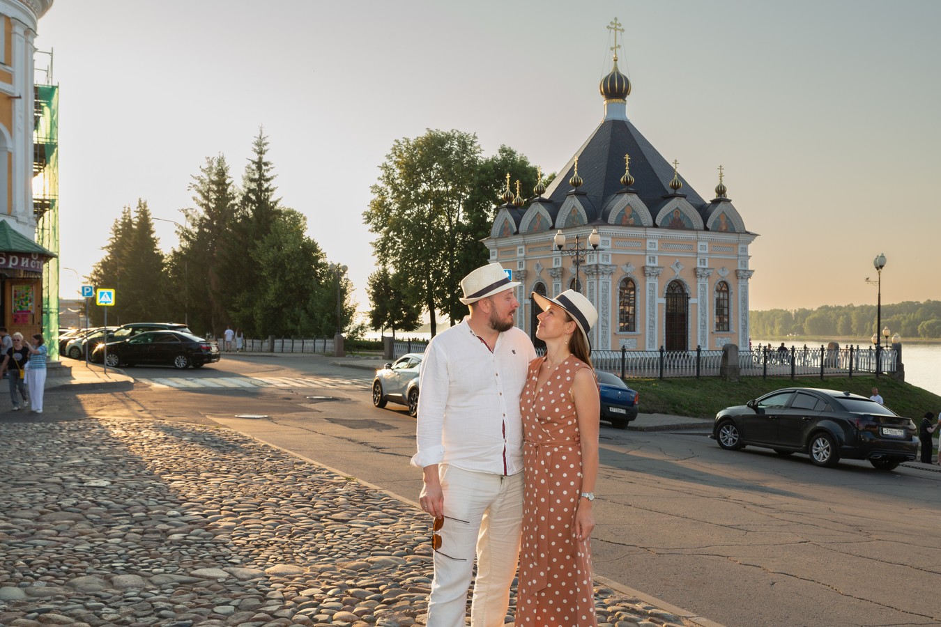 По вечернему Рыбинску — с гидом и фотографом