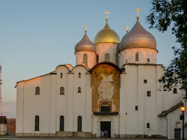 Великий Новгород сквозь века: от Рюрикова городища к стенам кремля (обед включён) - фото 2