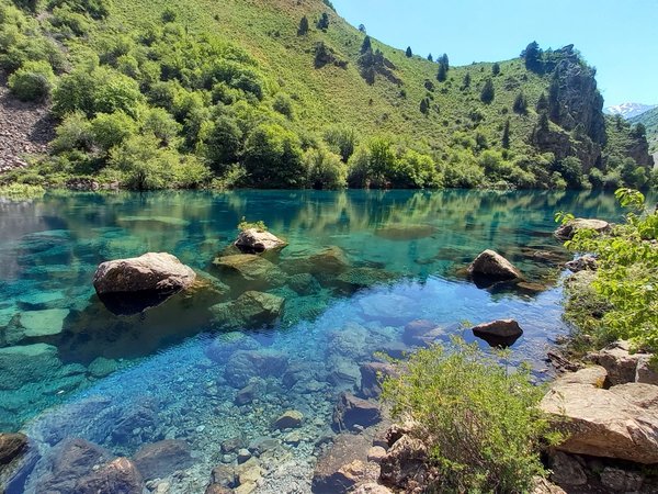 Озёра Урунгач и Чарвакское водохранилище из Ташкента