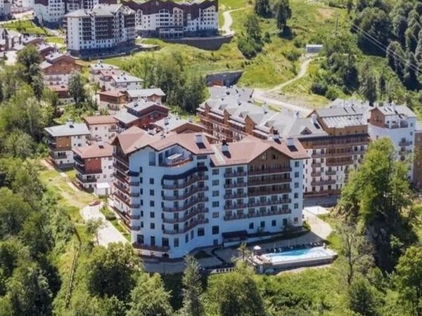 Из Сочи — в Красную Поляну и на Розу Хутор - фото 1