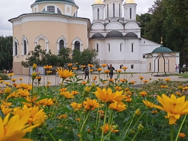 А это ли кремль? Экскурсия по Спасо-Преображенскому монастырю - фото 2
