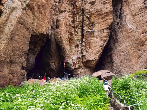 Свидание с Араратом: пещера Арени, Нораванк и армянское гостеприимство - фото 2