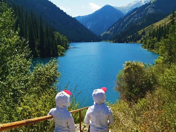 Горное озеро Кольсай, Чёрный и Чарынский каньоны — в мини-группе